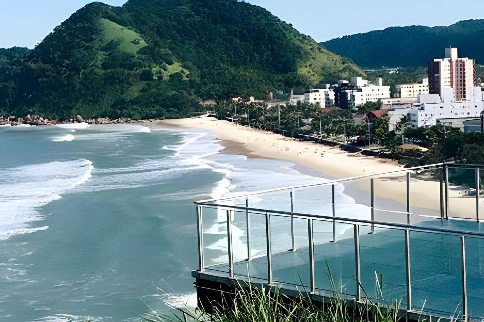 גוארויה 25C - Pe Na Areia Da Praia Do Tombo + Roupas De Cama + Vivo Fibra מראה חיצוני תמונה